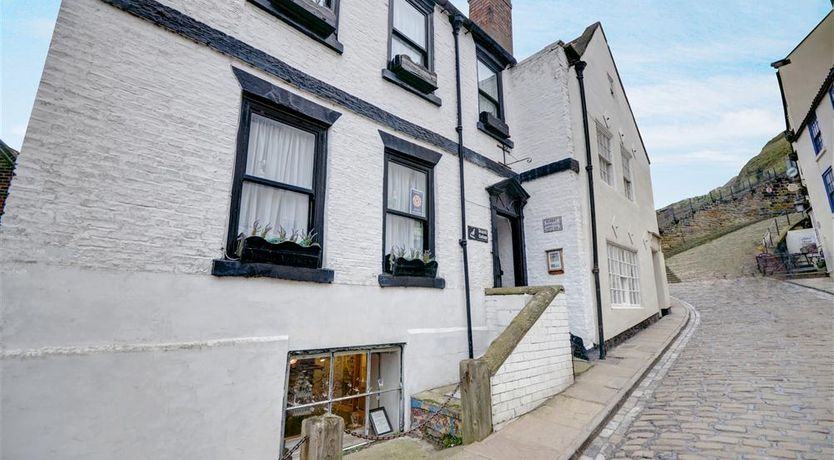 Photo of 2 Bed in Whitby