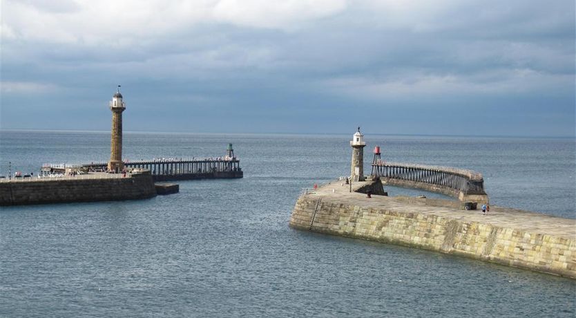 Photo of 2 Bed in Whitby