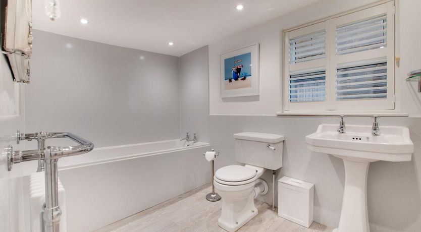 Photo of 3 Bed in Whitby