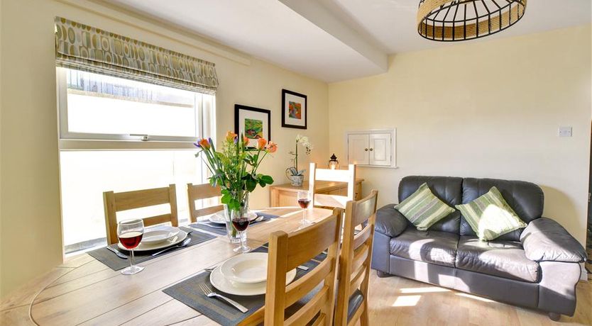 Photo of 3 Bed in Whitby