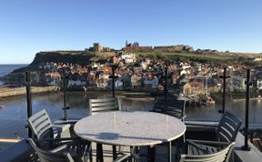 Photo of 3 Bed in Whitby