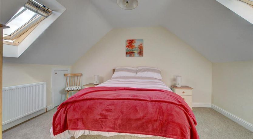 Photo of 2 Bed in Whitby