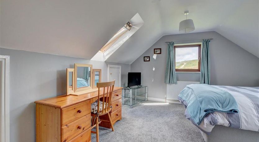 Photo of 2 Bed in Whitby