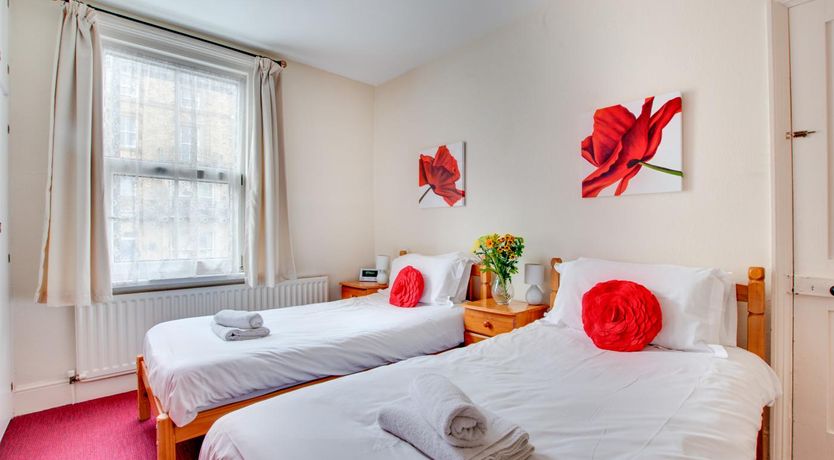 Photo of 3 Bed in Whitby