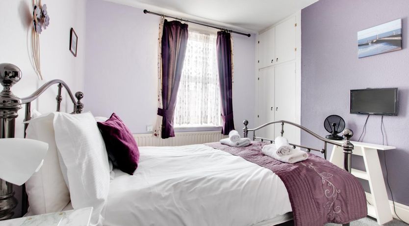 Photo of 3 Bed in Whitby