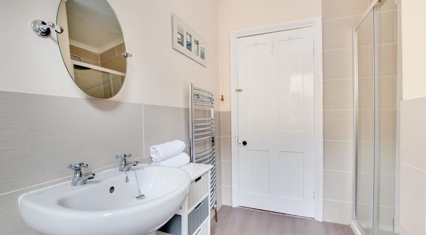 Photo of 3 Bed in Whitby