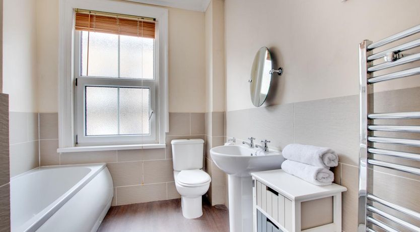 Photo of 3 Bed in Whitby