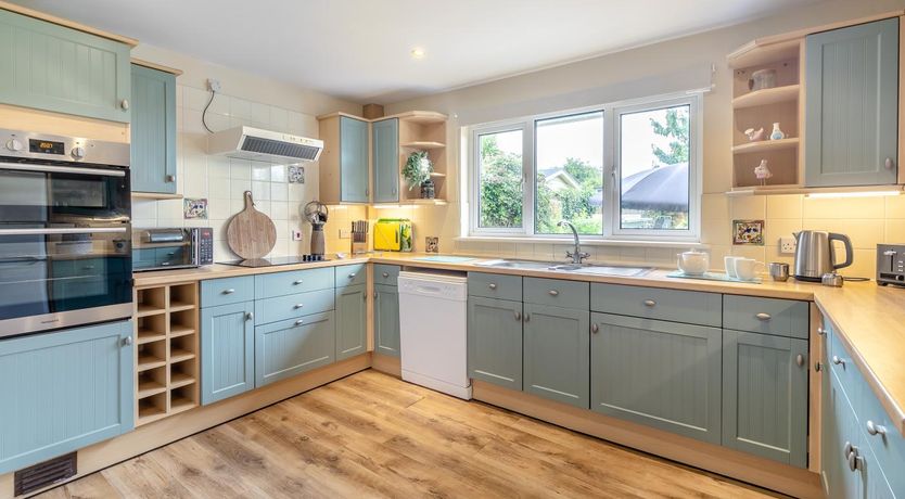 Photo of 3 Bed in Padstow