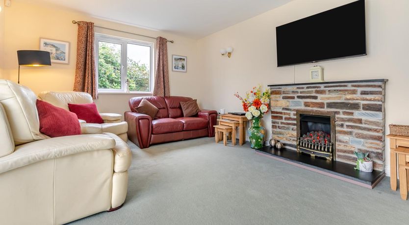 Photo of 3 Bed in Padstow