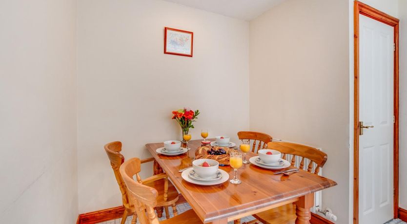 Photo of 2 Bed in Whitby