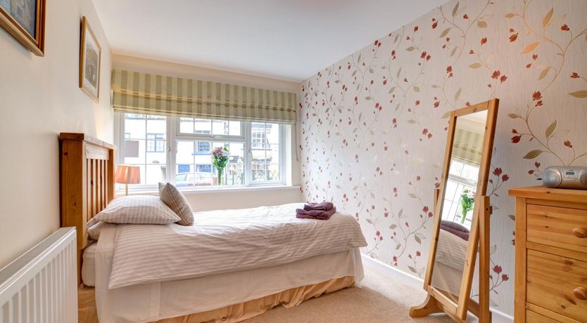 Photo of 3 Bed in Whitby