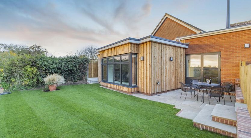 Photo of 2 Bed in Snape