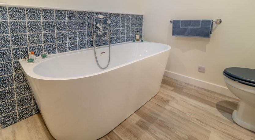 Photo of 2 Bed in Snape