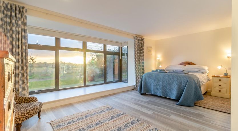 Photo of 2 Bed in Snape