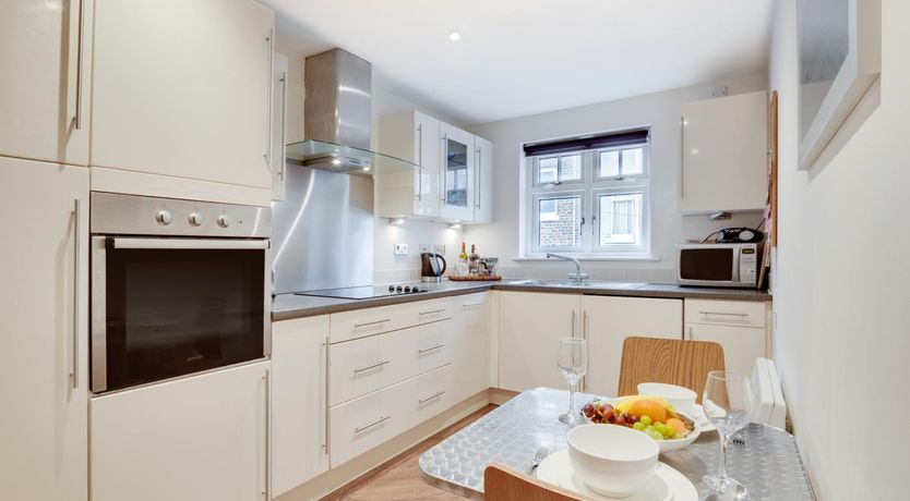 Photo of 3 Bed in Whitby