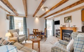 Photo of 2 Bed in Whitby