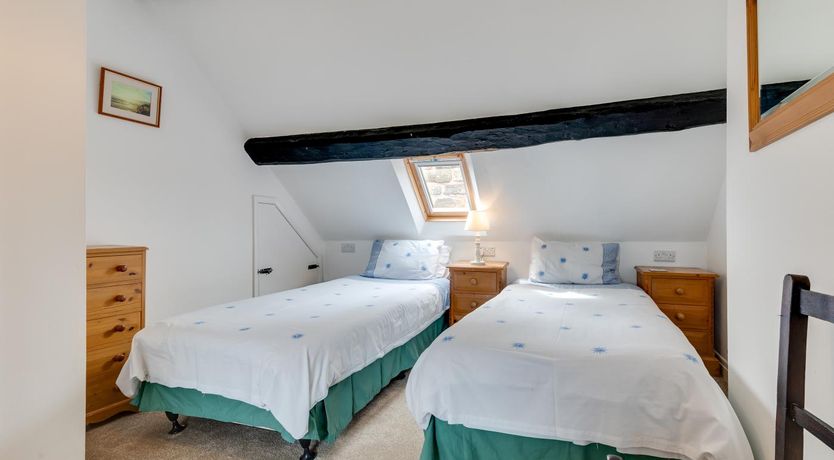 Photo of 2 Bed in Whitby