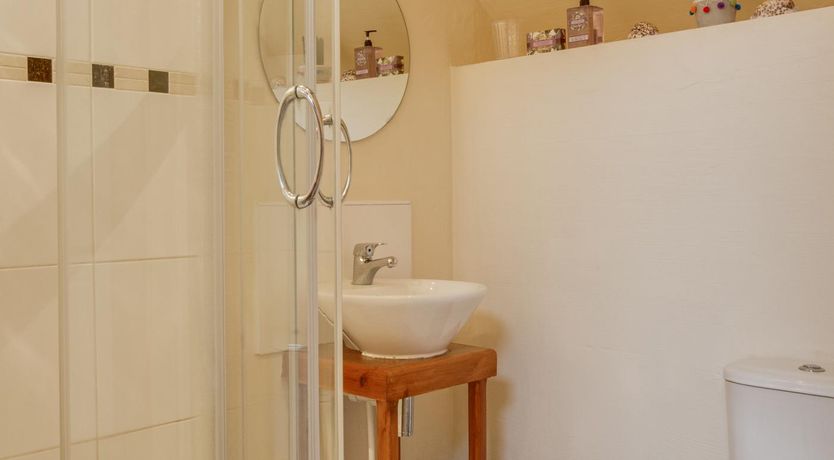 Photo of 1 Bed in Abergele