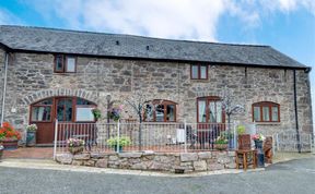 Photo of 1 Bed in Abergele