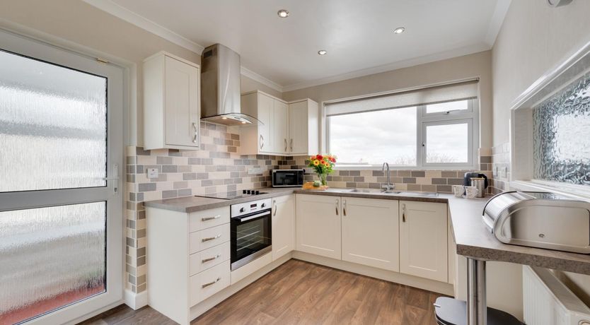 Photo of 2 Bed in Paignton