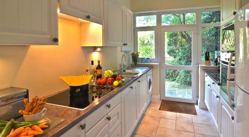 Photo of 1 Bed in Torquay