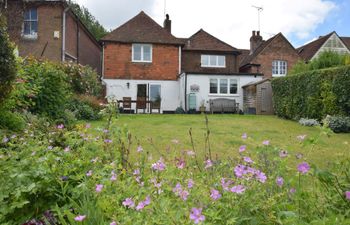 3 Bed in Robertsbridge Holiday Home