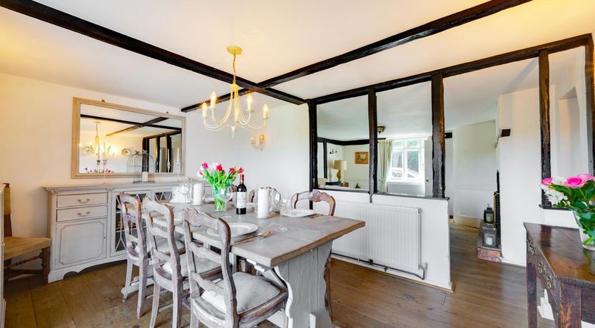 Photo of 3 Bed in Robertsbridge