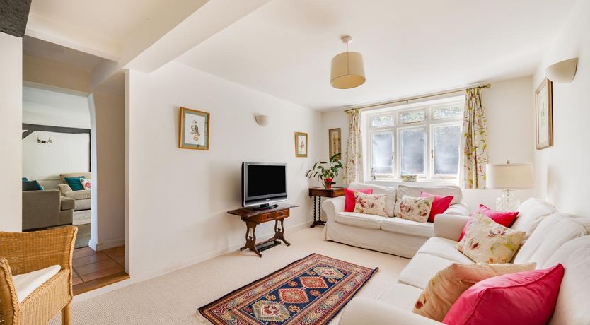 Photo of 3 Bed in Robertsbridge
