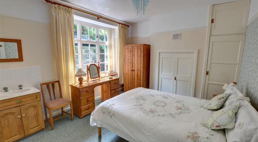 Photo of 2 Bed in Harlech