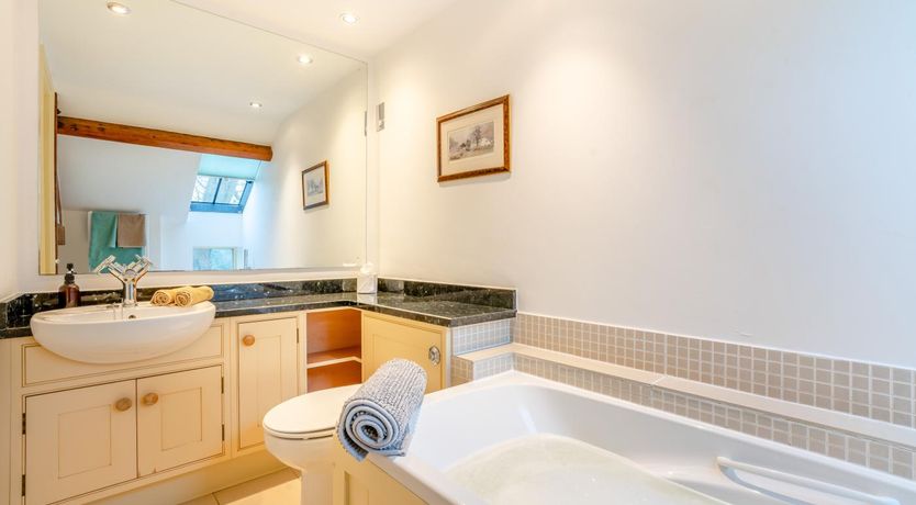 Photo of 3 Bed in Staithes