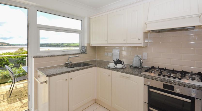 Photo of 3 Bed in Padstow