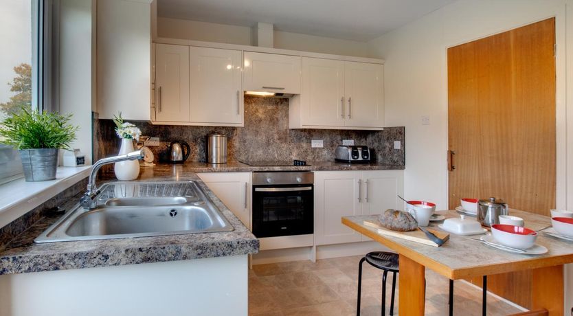 Photo of 4 Bed in Saundersfoot