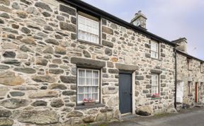 Photo of 2 Bed in Dolgellau