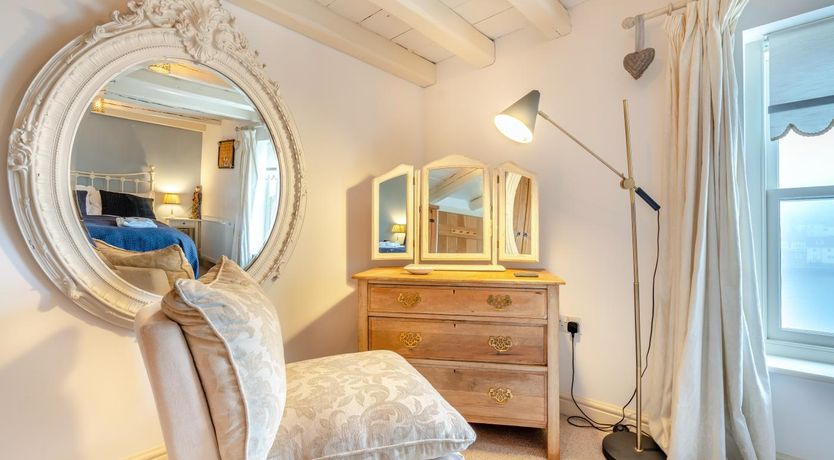 Photo of 2 Bed in Whitby