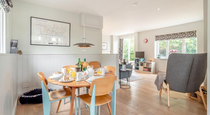 Photo of 3 Bed in Snape