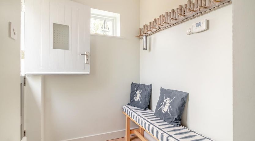 Photo of 3 Bed in Snape