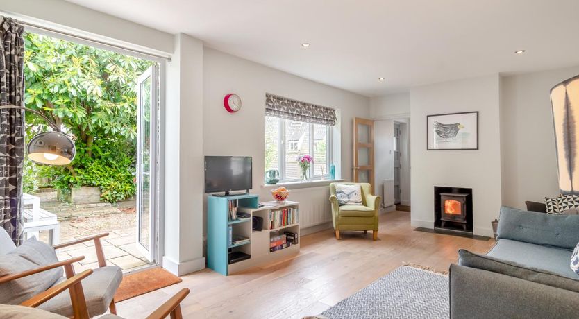 Photo of 3 Bed in Snape