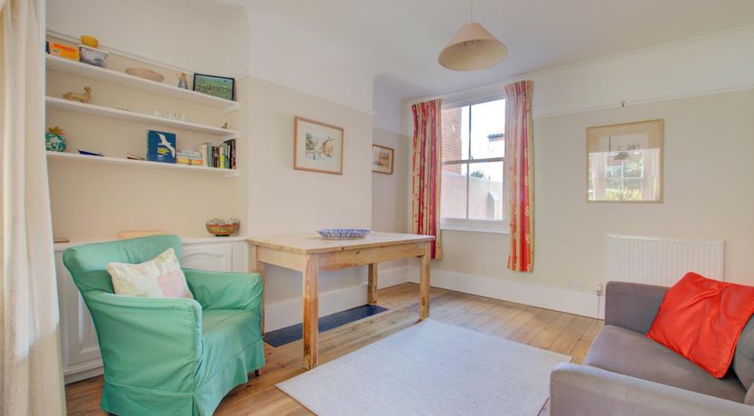 Photo of 5 Bed in Southwold