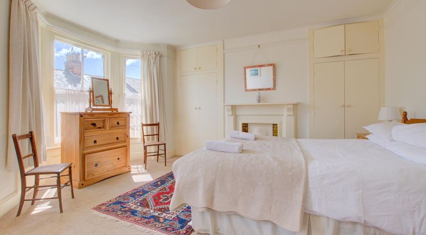 Photo of 5 Bed in Southwold