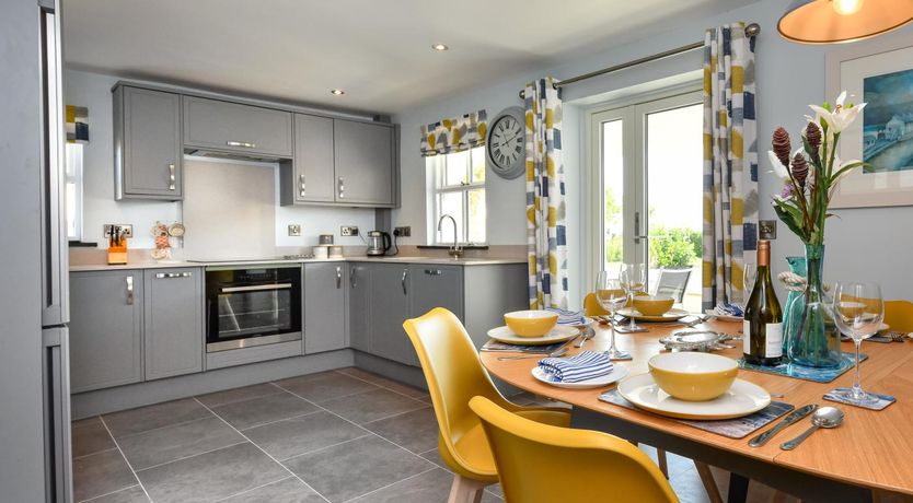 Photo of 3 Bed in Pwllheli