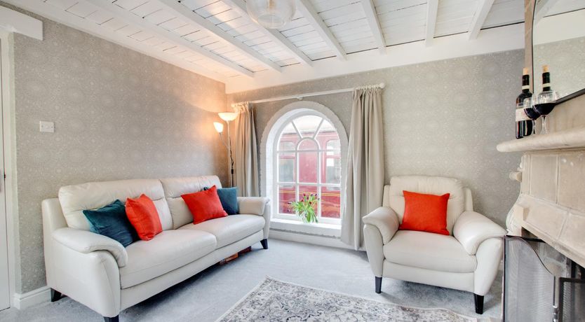 Photo of 2 Bed in Whitby