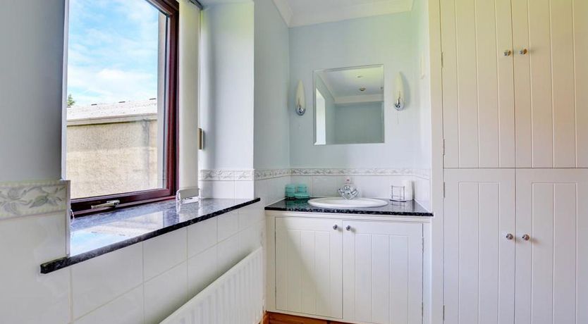 Photo of 1 Bed in Cowling