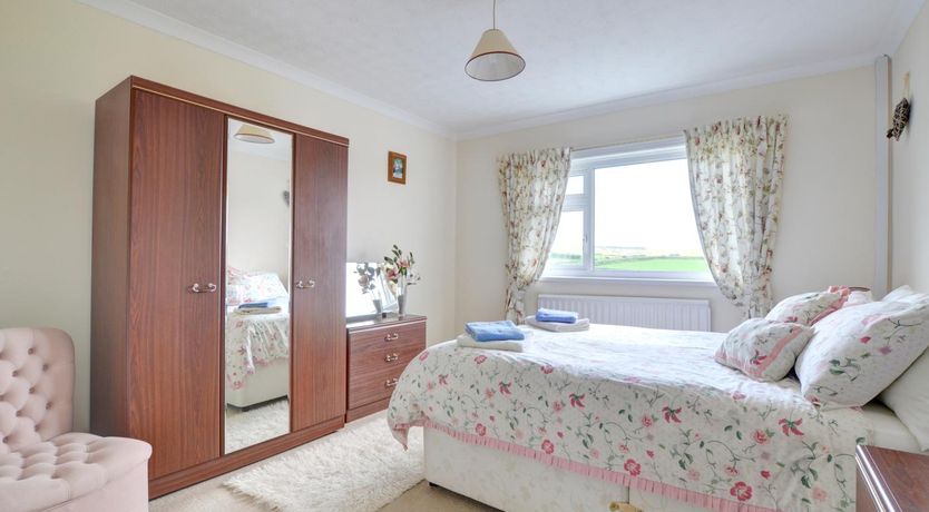 Photo of 3 Bed in Llandysul
