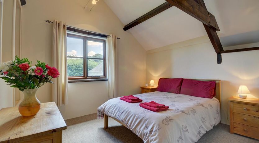 Photo of 3 Bed in Barnstaple