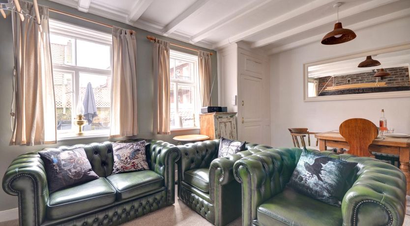 Photo of 2 Bed in Whitby