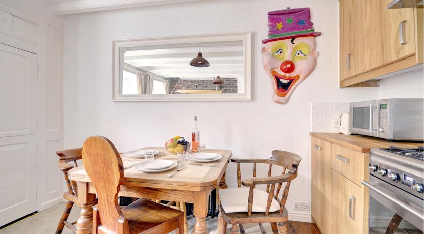 Photo of 2 Bed in Whitby