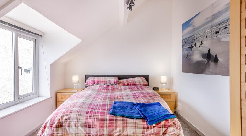 Photo of 3 Bed in Borth