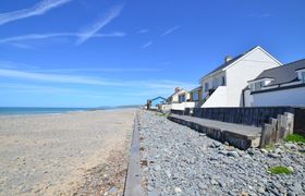 Photo of 3-bed-in-borth