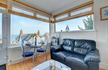 1 Bed in Looe Holiday Home