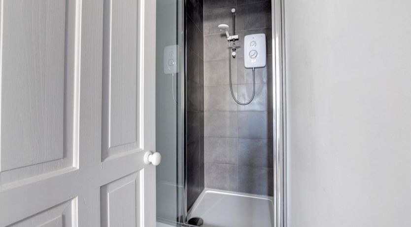 Photo of 3 Bed in St. Ives